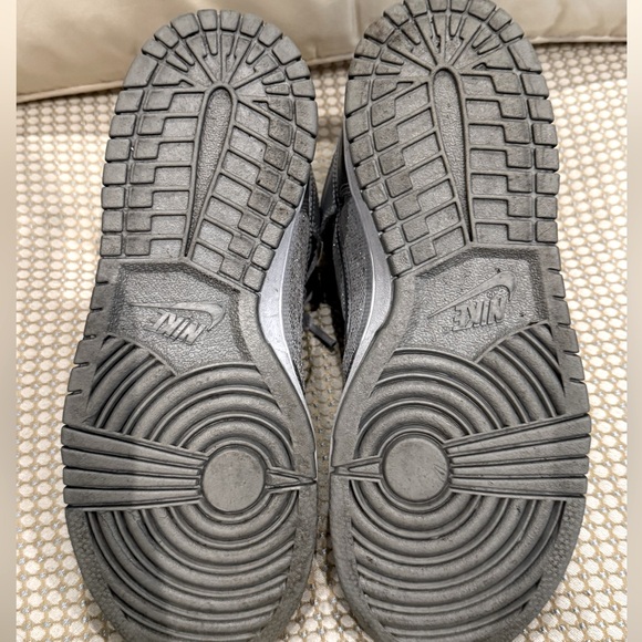 Womens RARE Nike Silver and Grey High Dunk Glitter Swish Size 6.5 - Picture 5 of 5